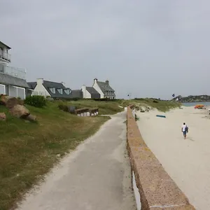 https://appt-les-pieds-dans-leau.inbrittany.com